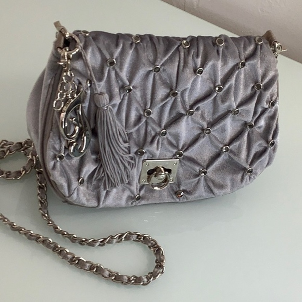 Twiggy London platinum velour & crystals with chain crossbody purse SZ 9X3X7 EUC